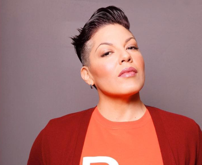 Grey S Anatomy Star Sara Ramirez Calls Out Biphobia In Abc S Real