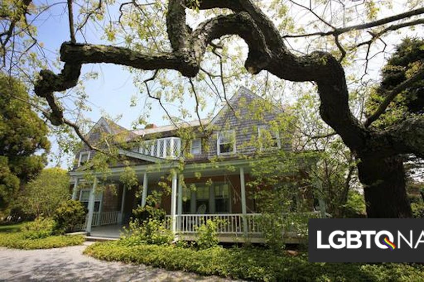 You Can Own The Grey Gardens Mansion If You Have A Spare 20