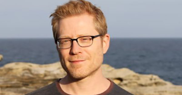 Next photo of Anthony Rapp