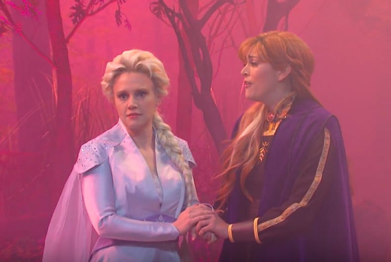 Elsa, played by Kate McKinnon, and Anna discuss being gay in Saturday Night Live's 