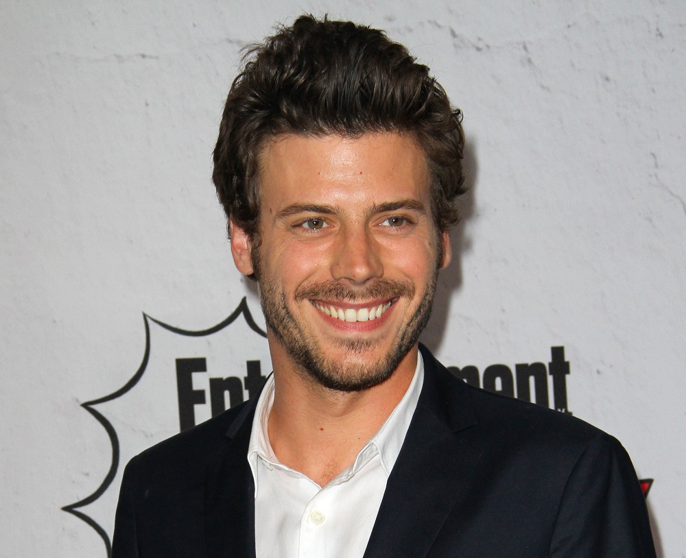 Actor Francois Arnaud just came out as bisexual